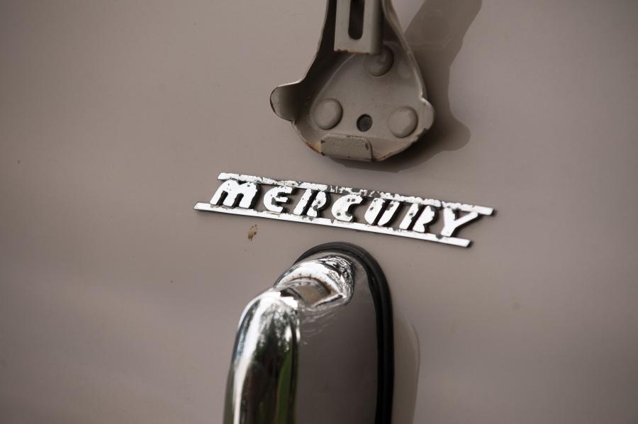  Mercury Eight Convertible 1939 года  (фото 6 из 31)